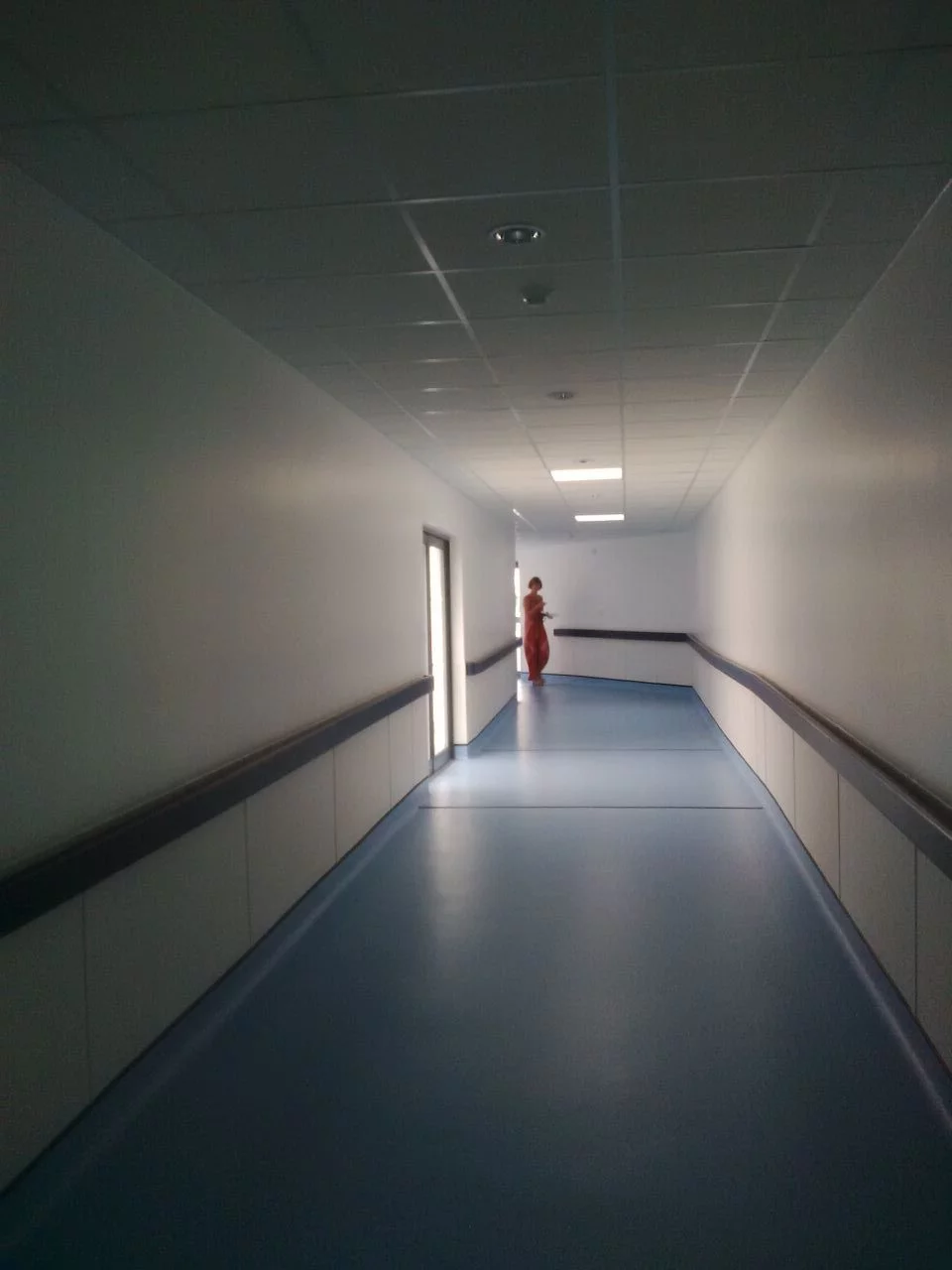 Basildon Hospital Winter Ward Corridor